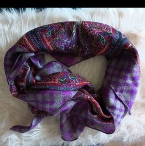 Oscar De La Renta scarf